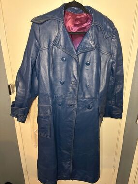 Vintage Blue Leather Double-Breasted Trench Coat 70’s